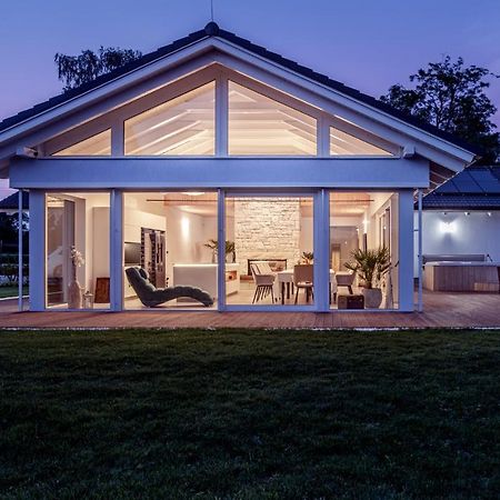 Terveys Residence Velopoli Luaran gambar